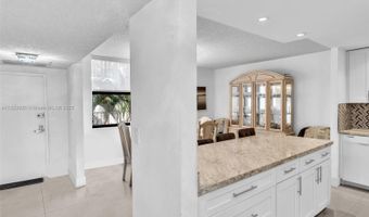 20401 NE 30th Ave 310-8, Aventura, FL 33180