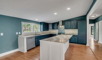 7739 Allison Cir, Athens, AL 35611