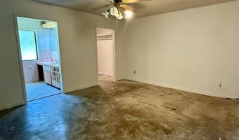 1474 Mandella Rd, Bonneau, SC 29431