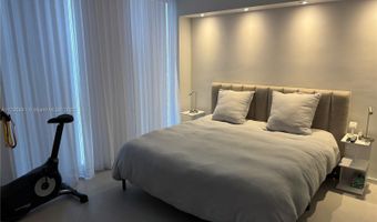 10275 Collins Ave 920, Bal Harbour, FL 33154