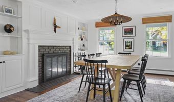 320 Stone Ridge Dr, East Greenwich, RI 02818
