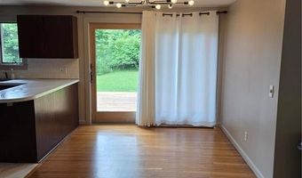 39 Juniper Dr, Hopkinton, RI 02804
