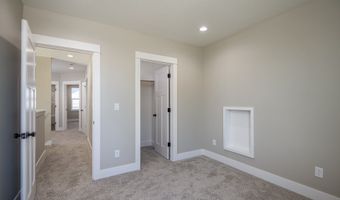 24934 WESTFIELD Ave, Veneta, OR 97487