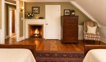 1 Smith Ln, Amherst, NH 03031
