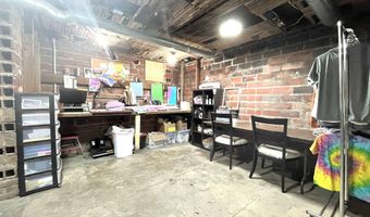 906 Locust St, Atlantic, IA 50022