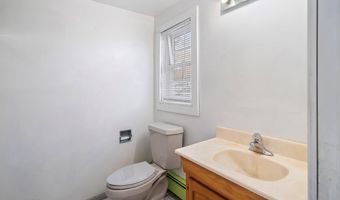 383 Navesink Ave, Atlantic Highlands, NJ 07716