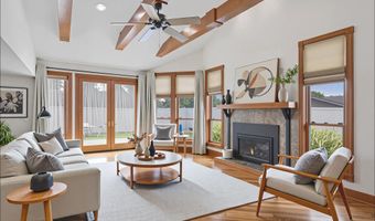 40 North Cir, Aberdeen, NJ 07747