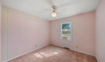 107 Circle Dr, Archie, MO 64725