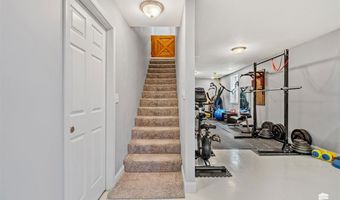 3673 Stewart Farm Rd, Wamego, KS 66547