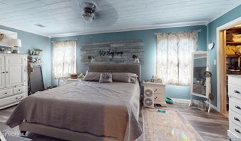38 Belmont Ave, Bayville, NJ 08721