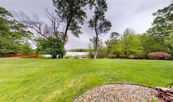 2704 Campus Ln, Albert Lea, MN 56007