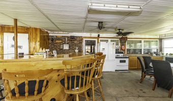 13132 Veterans Memorial Dr, Abbeville, LA 70510
