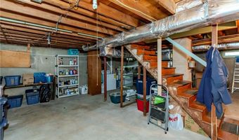 19 Longue Vue Ave, North Providence, RI 02904