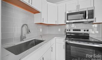 709 Sherman St, Badin, NC 28009