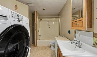 605 N 7 St, Arlington, NE 68002