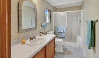 425 N Chuckanut Dr, Bellingham, WA 98229