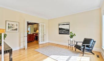 64 Warren Gln, Burlington, CT 06013