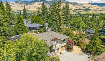 425 Merrill Cir, Ashland, OR 97520