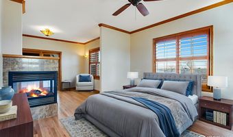 2366 Shoreside Dr, Berthoud, CO 80513