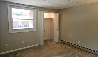 40 Kingsland Ct 2A, Charlestown, RI 02813