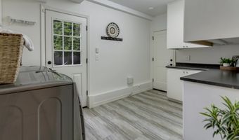 7230 SW SORRENTO Rd, Beaverton, OR 97008