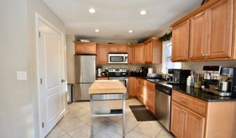 14 Tallahatchie Dr, Alloway, NJ 07461