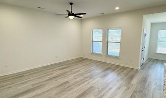 16702 Ted Childs Dr, Athens, AL 35613