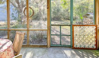 341 Smith Rd, Apalachicola, FL 32320
