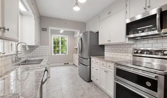 1008 8th Ave NW, Austin, MN 55912