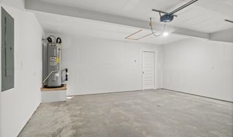 8057 Chesapeake Trl, Bauxite, AR 72011