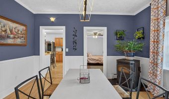 48 6th St, Bangor, ME 04401