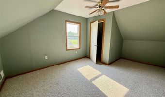 665 W Clark St, Berne, IN 46711