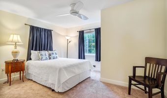 7110 COVENTRY Rd, Alexandria, VA 22306