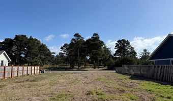 2653 FRANKLIN Ave SW, Bandon, OR 97411