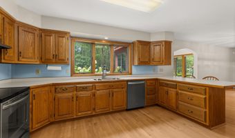 168 Deer Ridge Dr, Barrington, NH 03825