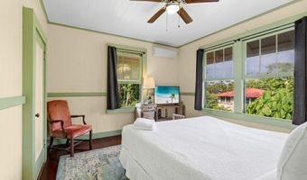 1896 KALANIANAOLE St, Hilo, HI 96720
