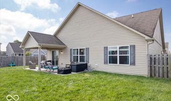 892 Coralberry Ln, Greenwood, IN 46143