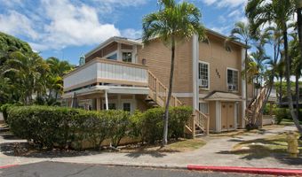 585 Mananai Pl 26W, Honolulu, HI 96818