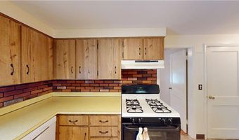 73 Allen Ave, Cranston, RI 02910