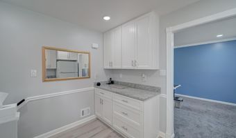 8912 BATTERY Rd, Alexandria, VA 22308