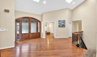 9209 VENDOME Dr, Bethesda, MD 20817