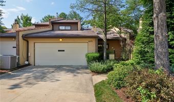1695 Brookwood Dr, Akron, OH 44313