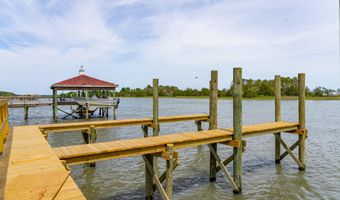 8042 Mariners Lndg, Awendaw, SC 29429