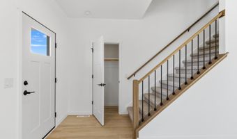 610 Clemens Dr, Arlington, WI 53911