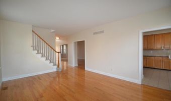 105 BOLTON Ct 156, Ambler, PA 19002