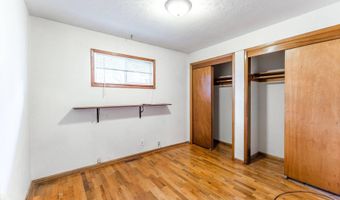 834 NE 11th St, Bend, OR 97701
