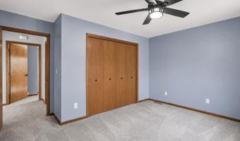 2517 SE 4th Ave, Aberdeen, SD 57401
