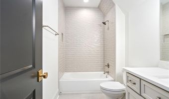 1302 MAGNOLIA CLUB Ct, Auburn, AL 36830