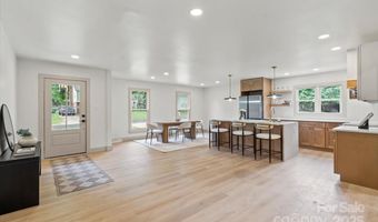 3937 Tamerlane Dr, Charlotte, NC 28205
