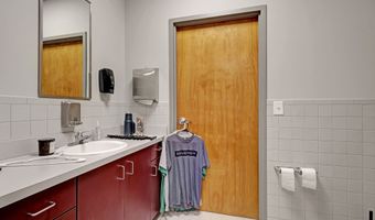 282 Veterans Pkwy, Barnesville, GA 30204